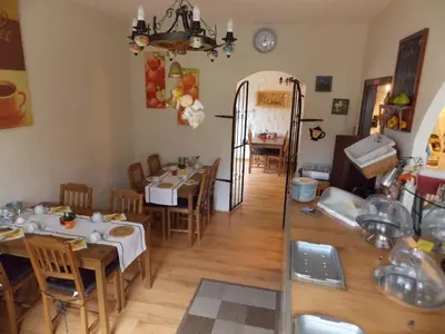 Ein Sitzbereich in der Unterkunft Hotel Talburg