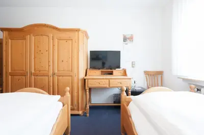 Ein Bett oder Betten in einem Zimmer der Unterkunft TM Hotel Dortmund Airport