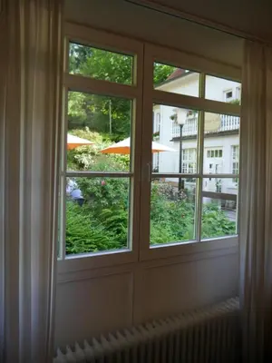 Ein Garten an der Unterkunft Haus Honigstal Landhaus Café