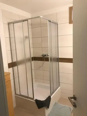 Ein Badezimmer in der Unterkunft Landgasthof Schänzer