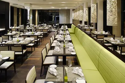 Ein Restaurant oder anderes Speiselokal in der Unterkunft Atlantic Congress Hotel Essen