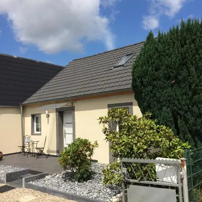 Das Gebäude in dem sich die Ferienwohnung befindet