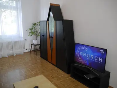 TV/Unterhaltungsangebot in der Unterkunft Schöne Ferien und Messewohnung Nähe Düsseldorf und Köln