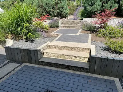 Ein Garten an der Unterkunft Ferienwohnung Blankenstein