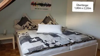 Ein Bett oder Betten in einem Zimmer der Unterkunft Ferien-& Monteurwohnung Koenen2 nah am Westfield Centro