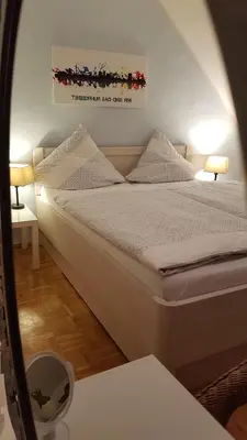 Ein Bett oder Betten in einem Zimmer der Unterkunft Ferien-& Monteurwohnung Koenen2 nah am Westfield Centro