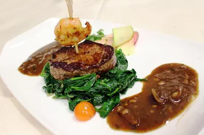 Essen im Hotel oder in der Nähe