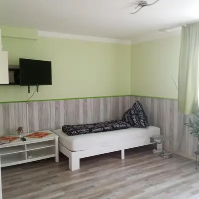 TV/Unterhaltungsangebot in der Unterkunft Gäste Monteurzimmer Haus Südstadt