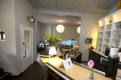 Ein Sitzbereich in der Unterkunft Hotel Zur Flora