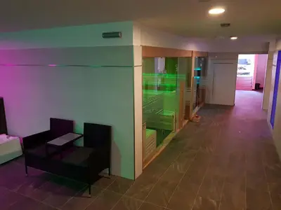 Ein Sitzbereich in der Unterkunft Ruhr Inn Hotel