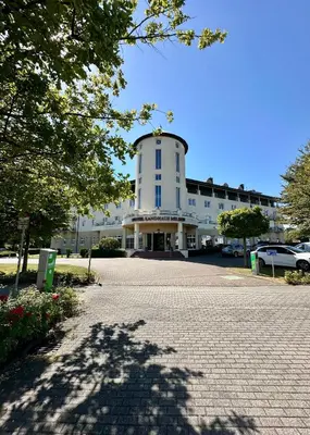 Das Gebäude in dem sich das Hotel befindet