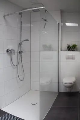 Ein Badezimmer in der Unterkunft Die Hotelalternative