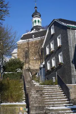 Das Gebäude in dem sich die Ferienwohnung befindet