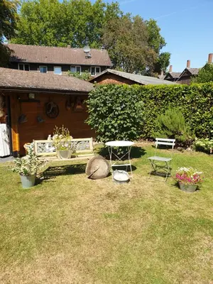 Ein Garten an der Unterkunft Ferienwohnung Bärbel