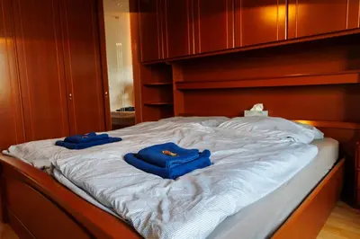 Ein Bett oder Betten in einem Zimmer der Unterkunft Modernes 3-Zimmer Apartment für 5 Personen nahe Messe Düsseldorf