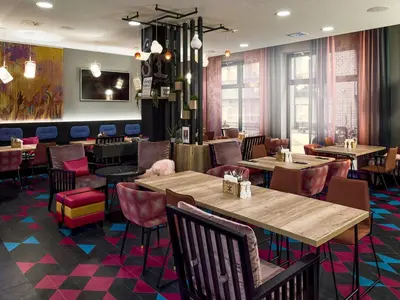 Ein Sitzbereich in der Unterkunft Holiday Inn - the niu, Cobbles Essen by IHG