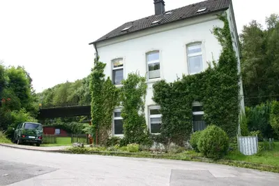Ein Garten an der Unterkunft Am Buchenberg