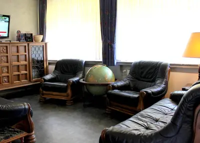 Ein Sitzbereich in der Unterkunft Hotel Ostmeier