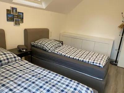 Ein Bett oder Betten in einem Zimmer der Unterkunft House-In Apartments Essen - Free Parking - WiFi - Kitchen