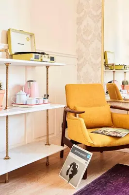 Ein Sitzbereich in der Unterkunft Max Brown Hotel Midtown, part of Sircle Collection