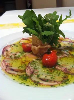 Essen im Hotel oder in der Nähe