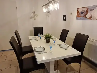 Ein Sitzbereich in der Unterkunft Ferienwohnung auf dem Land Schermbeck Moviepark