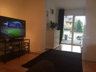 TV/Unterhaltungsangebot in der Unterkunft Ferienwohnung Wuppertal Ronsdorf Elias Eller