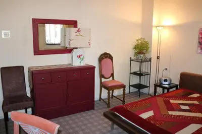 Ein Sitzbereich in der Unterkunft Apartment mit Gartenblick und kleines Apartment im 3 Familienhaus