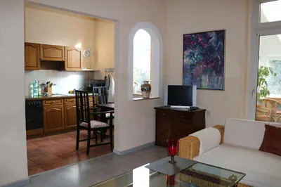 Küche/Küchenzeile in der Unterkunft Apartment mit Gartenblick und kleines Apartment im 3 Familienhaus