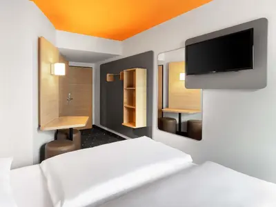 TV/Unterhaltungsangebot in der Unterkunft B&B Hotel Essen-City