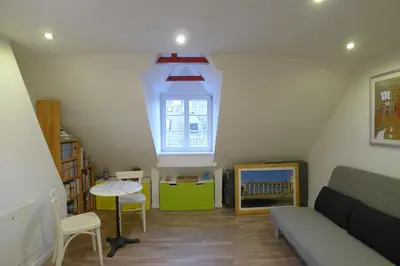 Ein Sitzbereich in der Unterkunft Altes Krupphaus auf der Heimaterde