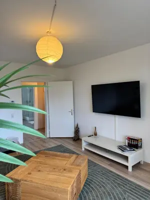TV/Unterhaltungsangebot in der Unterkunft Schöne 3-Zimmer Wohnung im Herzen von Wuppertal