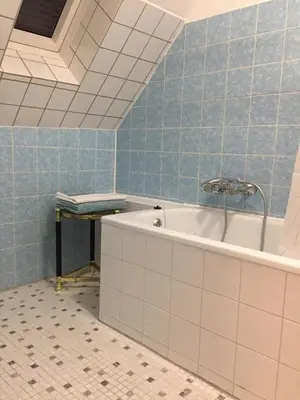 Ein Badezimmer in der Unterkunft LORENZ Apartment 2