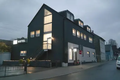 Das Gebäude in dem sich das Hotel befindet