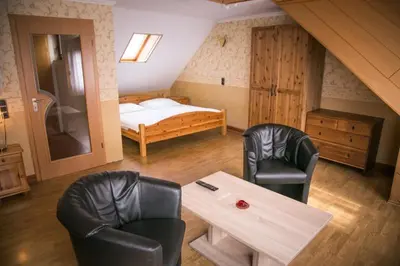 Ein Bett oder Betten in einem Zimmer der Unterkunft Hotel Am Rathaus
