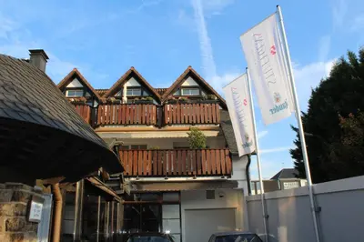 Das Gebäude in dem sich das Hotel befindet