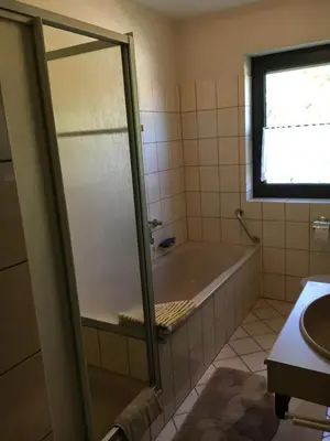 Ein Badezimmer in der Unterkunft VormHolte