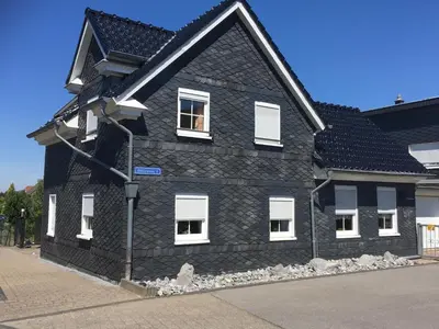 Das Gebäude in dem sich die Ferienwohnung befindet