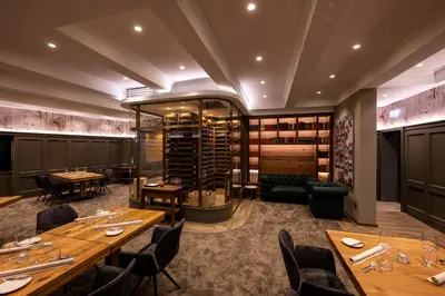 Ein Sitzbereich in der Unterkunft Ratshotel