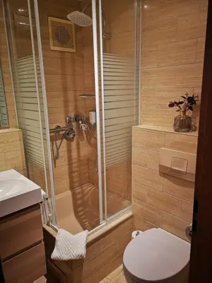 Ein Badezimmer in der Unterkunft RhePi-Apartment