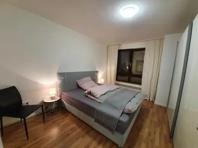 Ein Bett oder Betten in einem Zimmer der Unterkunft 2-Zimmer-Apartment Ratingen Ost