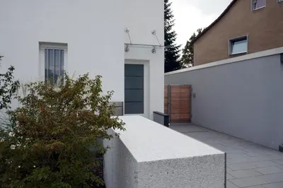 Das Gebäude in dem sich die Ferienwohnung befindet