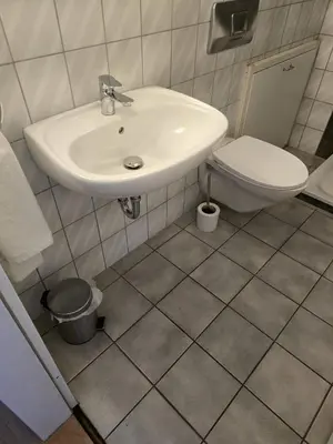Ein Badezimmer in der Unterkunft Gasthof Einhaus