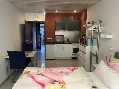 Küche/Küchenzeile in der Unterkunft Apartmentvermietung Meerbusch
