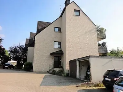Das Gebäude in dem sich die Ferienwohnung befindet
