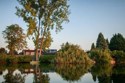 Naturlandschaft in der Nähe der Zelt-Lodge