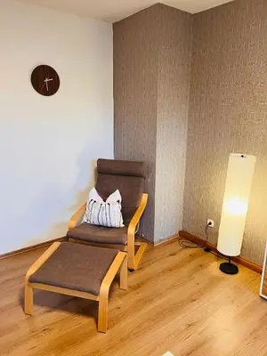 Ein Sitzbereich in der Unterkunft Ferienwohnung Götel