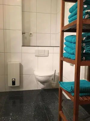 Ein Badezimmer in der Unterkunft Bredeneyer Straße 66A