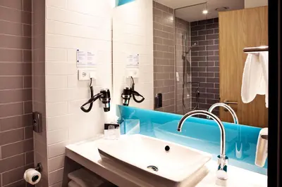 Ein Badezimmer in der Unterkunft Holiday Inn Express Oberhausen by IHG