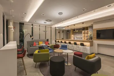 Ein Sitzbereich in der Unterkunft Holiday Inn Express - Wuppertal - Hauptbahnhof by IHG
